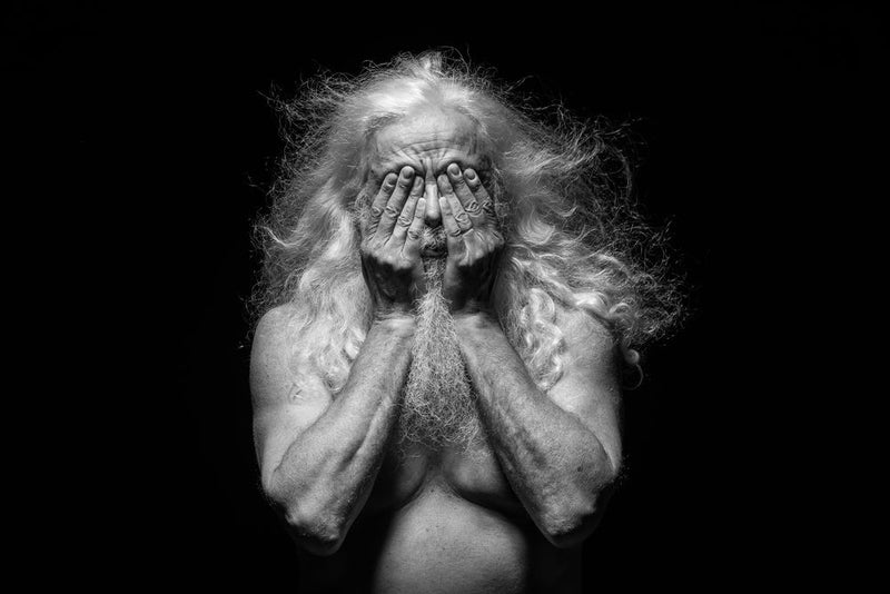 servizio fotografico per modello presso sala di posa bracciano - photobranding.it - scopri di più