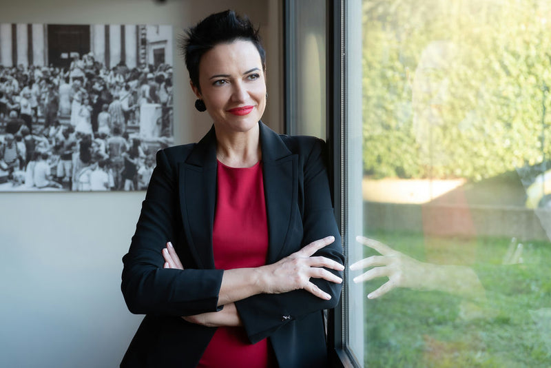 servizio fotografico di personal brand in sala di posa - photobranding.it - scopri di più