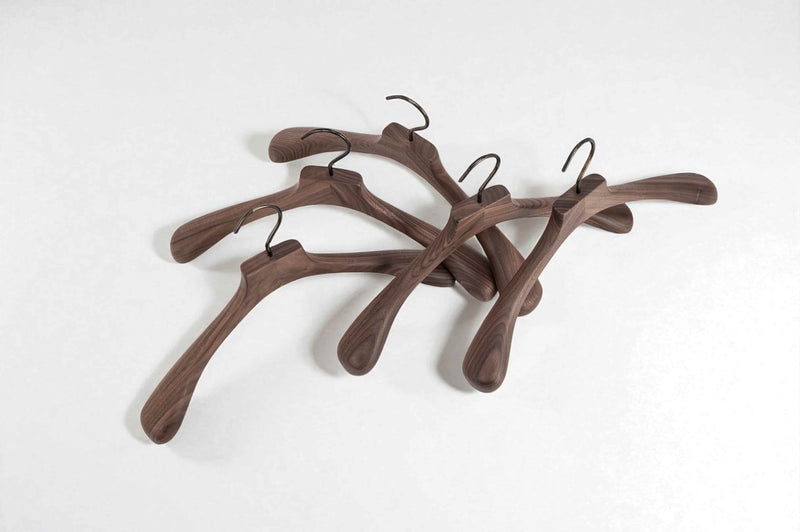 grucce di legno marrone