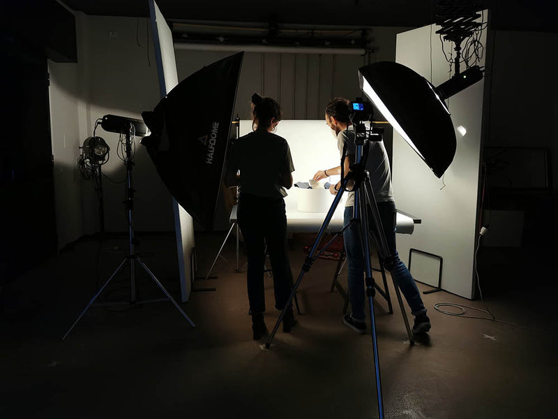 backstage in sala di posa bracciano - photobranding.it - scopri di più